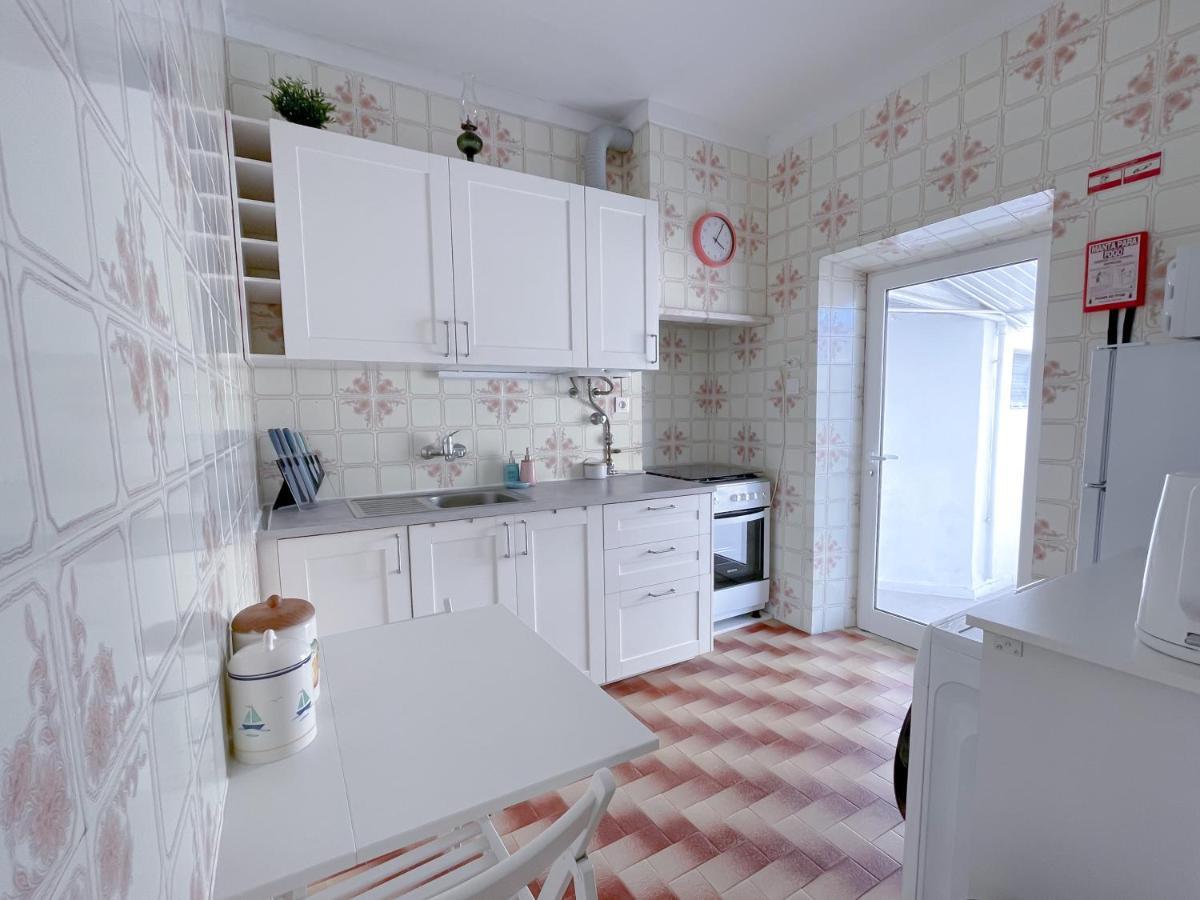 Central Olhao Home - Private Spacious Sunlit Patio Ngoại thất bức ảnh
