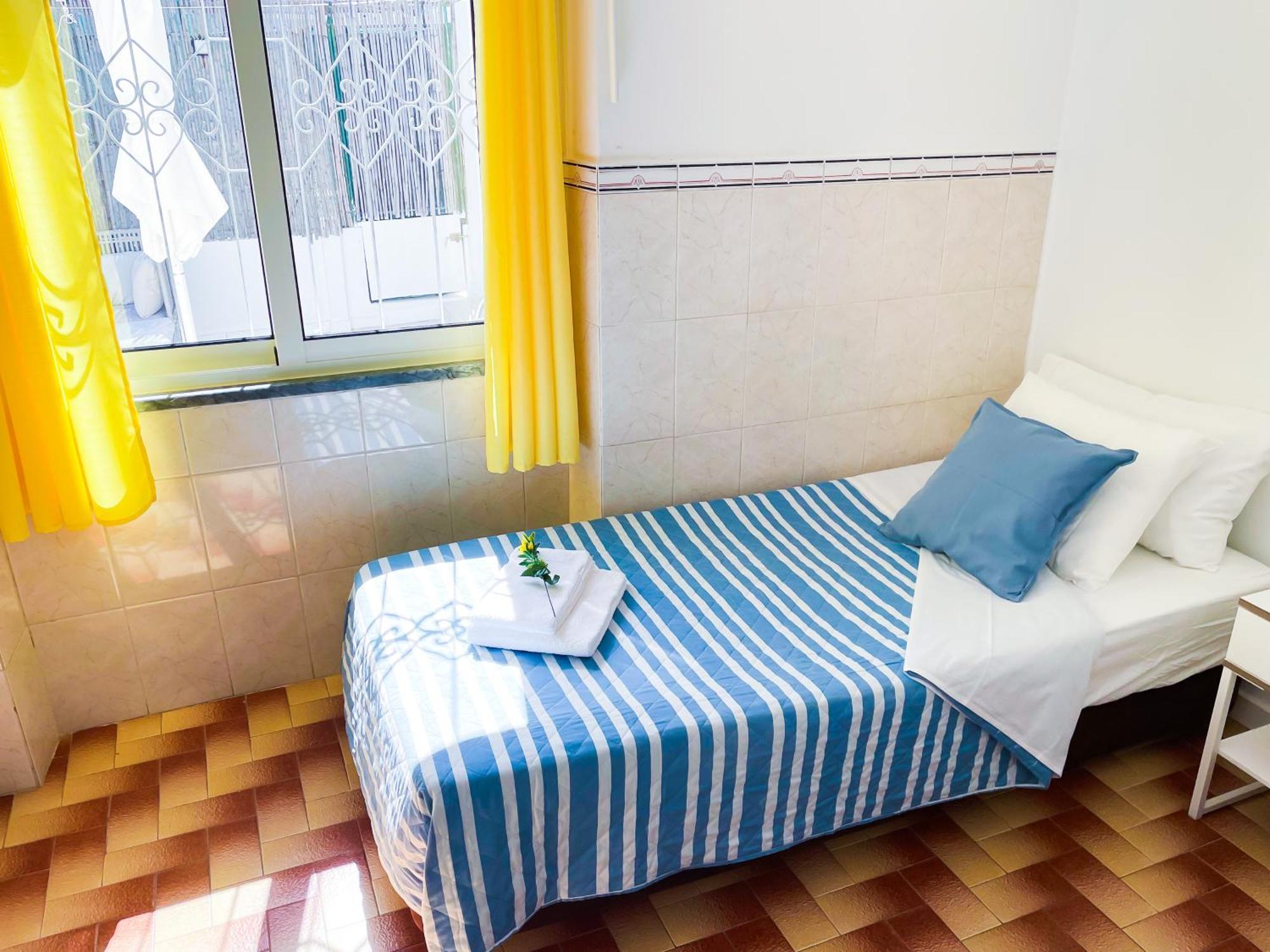 Central Olhao Home - Private Spacious Sunlit Patio Ngoại thất bức ảnh